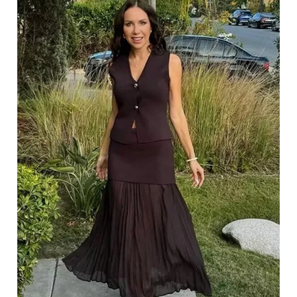 Zara Pleated Mixed Knit Skirt - Picture 12 of 14